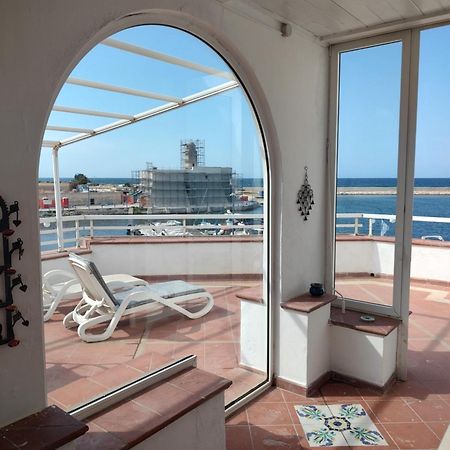 Fronte Del Mare - Seafront Terrace Villa Villanova di Ostuni Bagian luar foto