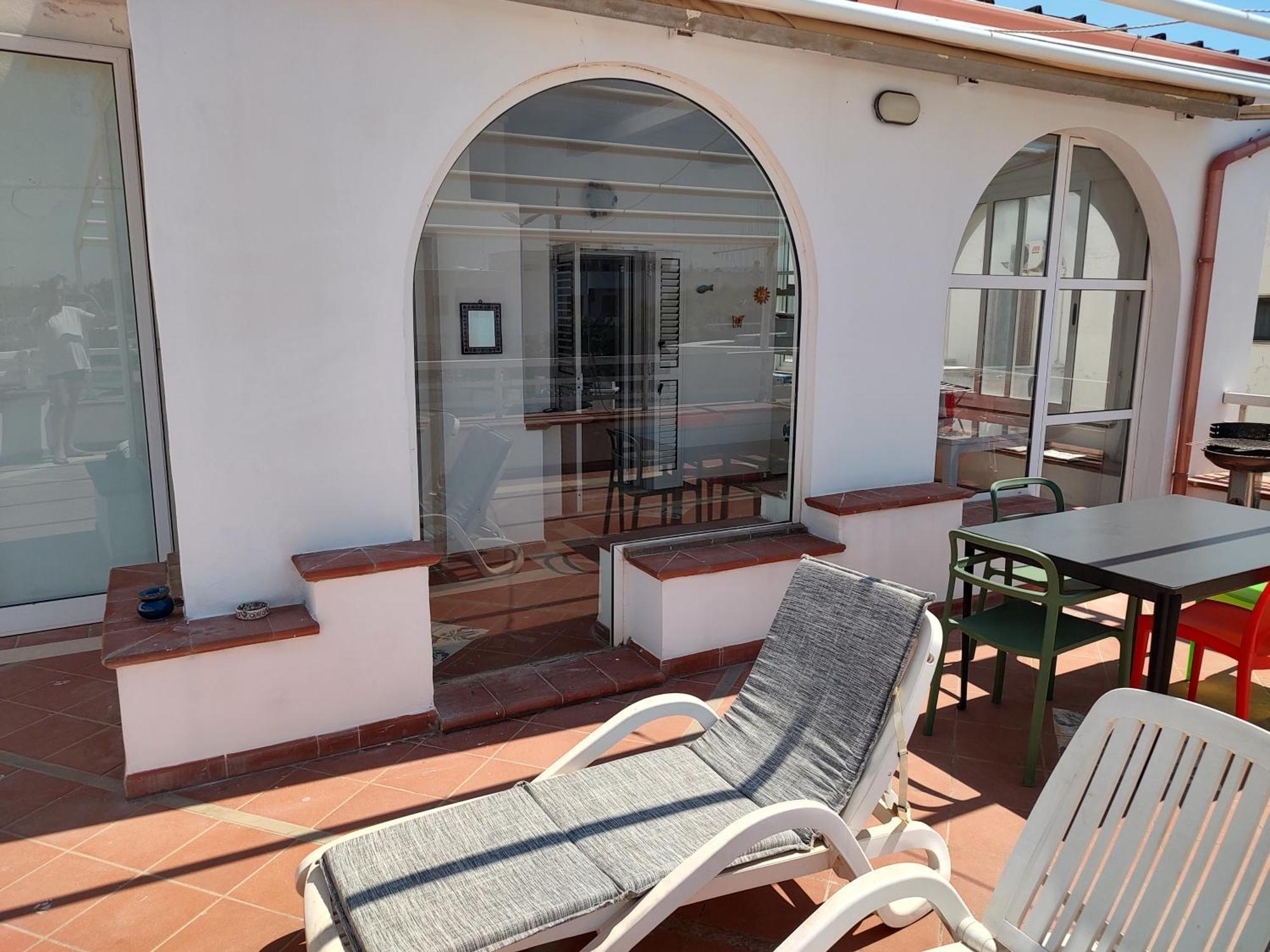 Fronte Del Mare - Seafront Terrace Villa Villanova di Ostuni Bagian luar foto