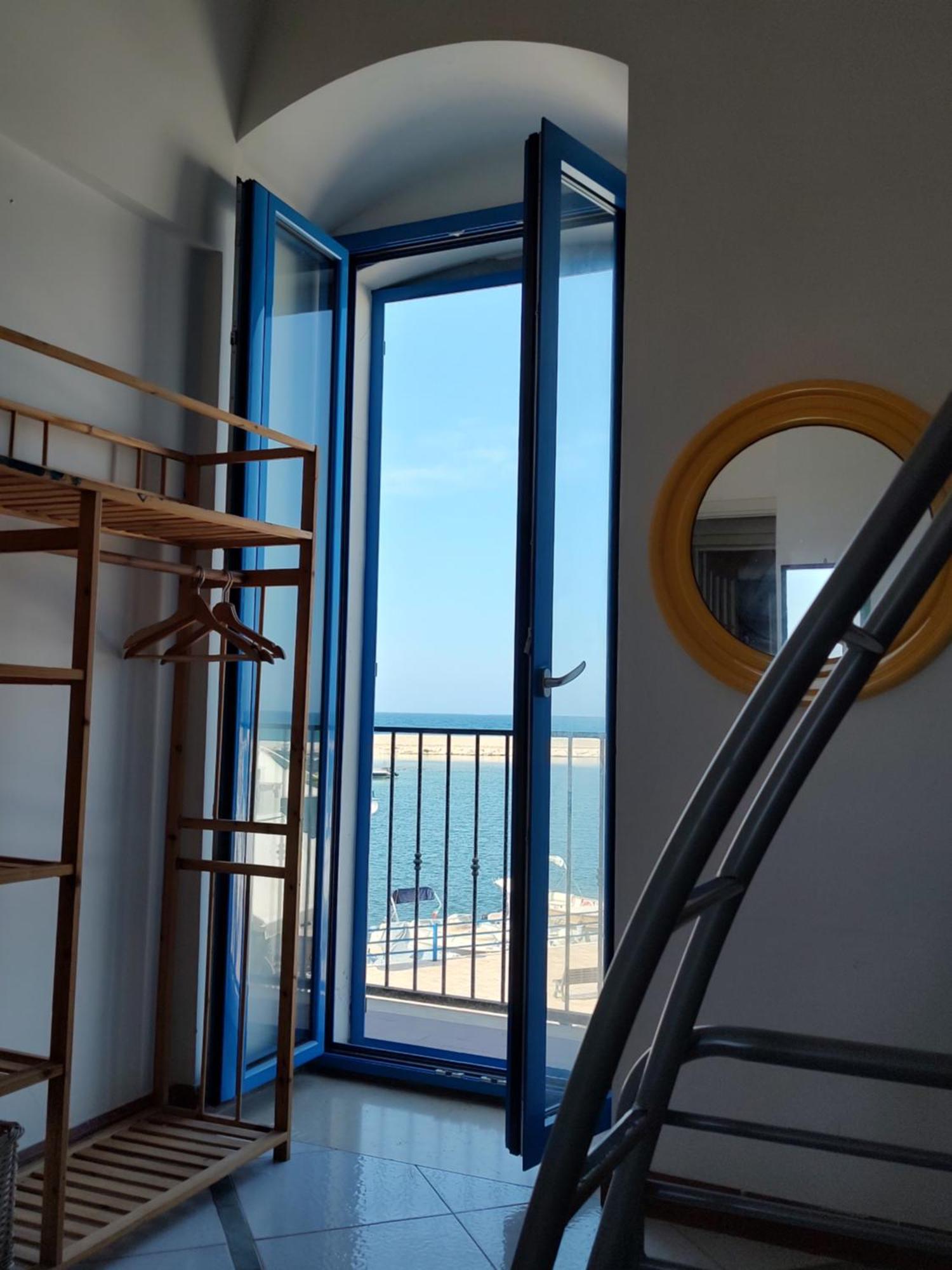 Fronte Del Mare - Seafront Terrace Villa Villanova di Ostuni Bagian luar foto